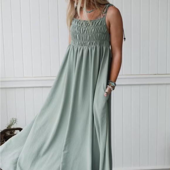 NWT Three Bird Nest Sage Maxi Dress - Picture 4 of 10